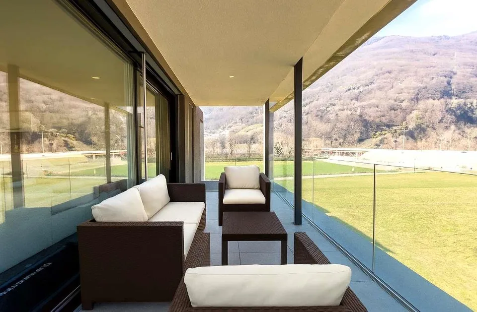 Elegantes Apartment in Bellinzona mit großer Terrasse