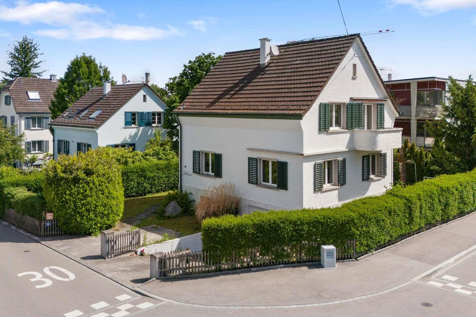 Charmantes Einfamilienhaus mit traumhaftem Garten in ruhigem Wohnqu...