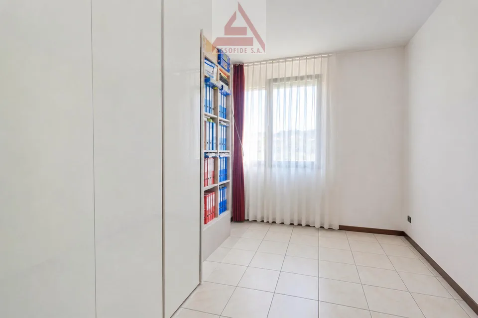 Helle 4.5 - Zimmerwohnung mit Terrasse / Luminoso 4.5 locali – photo 7 sur 8