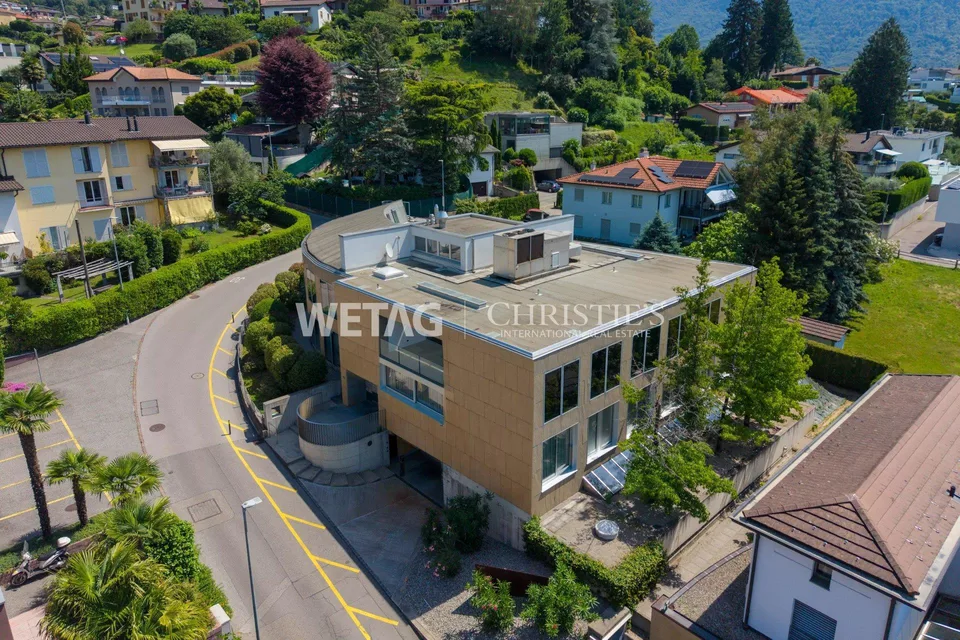 Zu verkaufen: Moderne 3.5-Zimmer-Wohnung in Lugano-Comano, kürzlich...