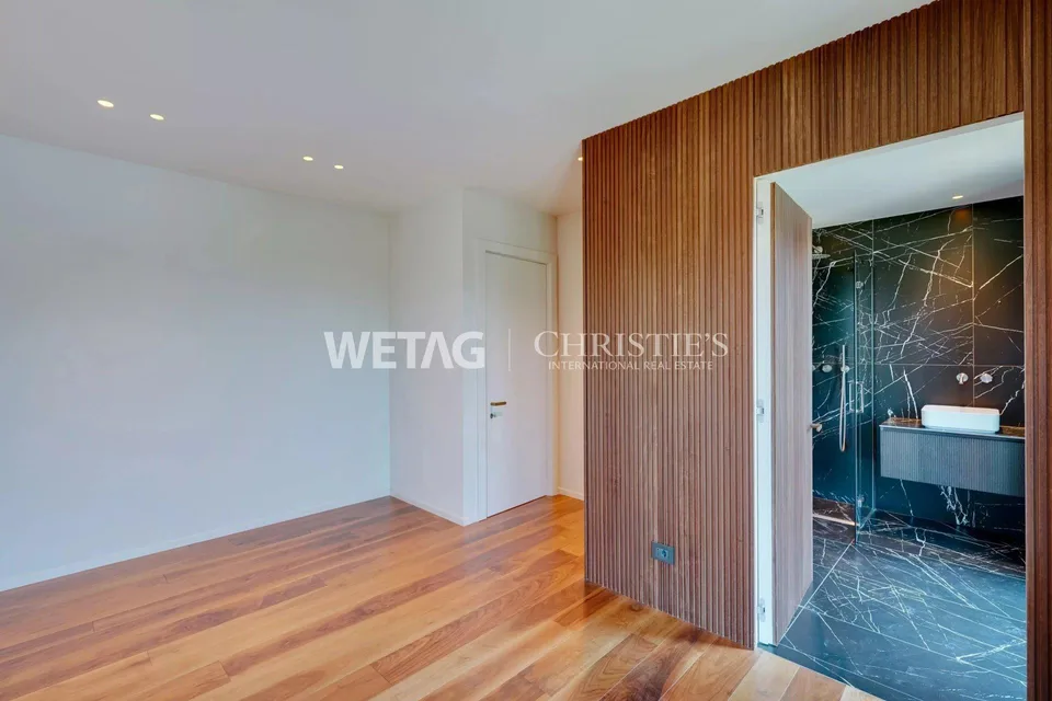 Zu verkaufen: Moderne 3.5-Zimmer-Wohnung in Lugano-Comano, kürzlich...