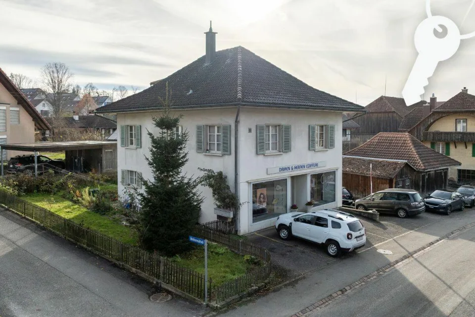 Charaktervolles Wohn- und Geschäftshaus mit Tradition in Schnottwil