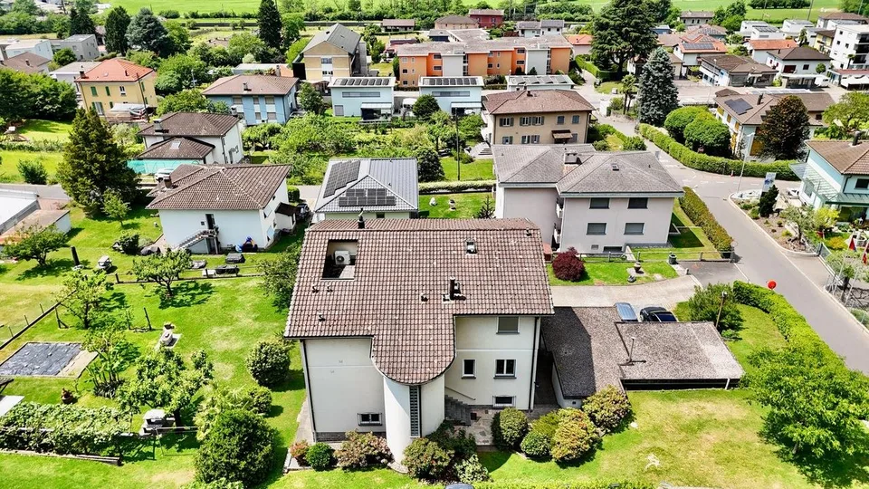 12 Zimmer Einfamilienhaus in Claro – Foto 23 von 25