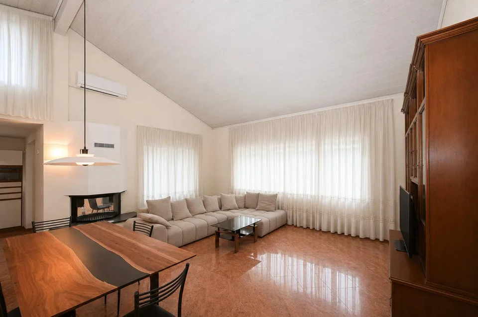 12 Zimmer Einfamilienhaus in Claro – Foto 6 von 25