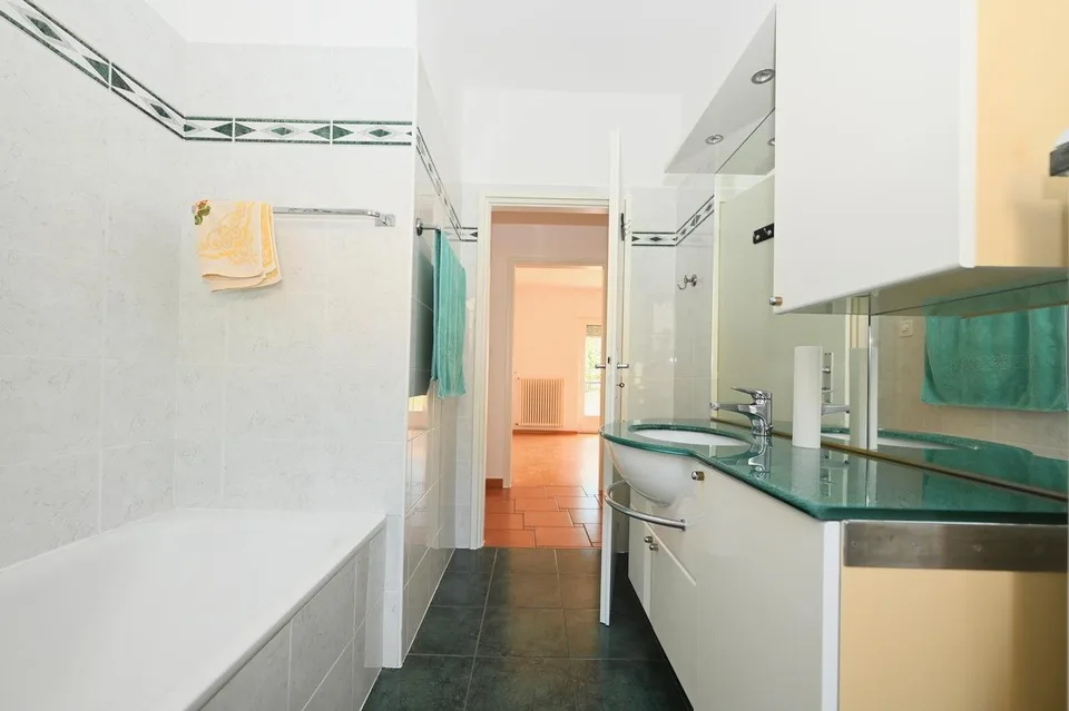 12 Zimmer Einfamilienhaus in Claro – Foto 17 von 25