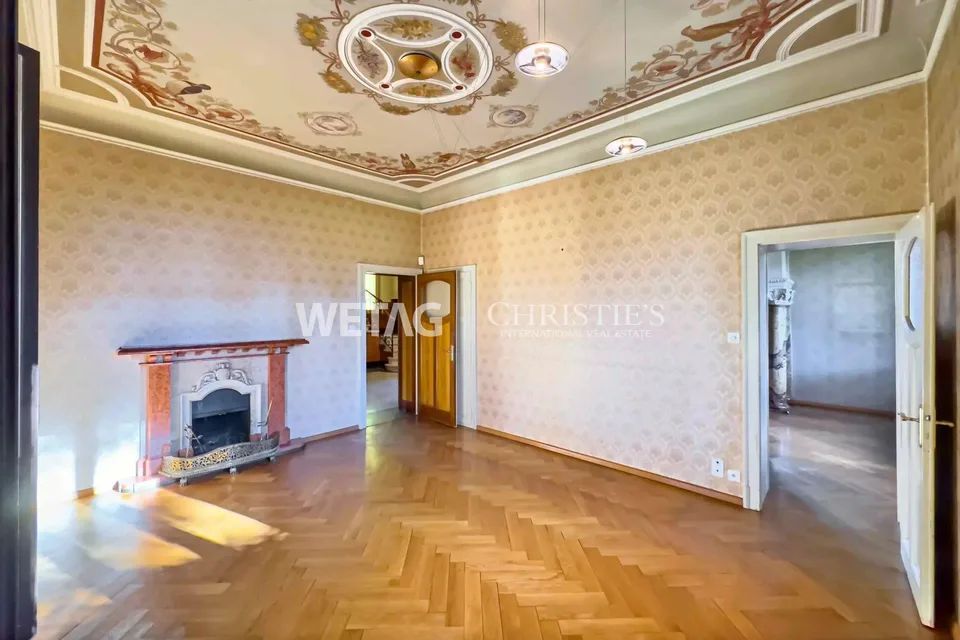"La Silene" villa incantevole con ampio giardino privato in Locarno in vendita in posizione strategica