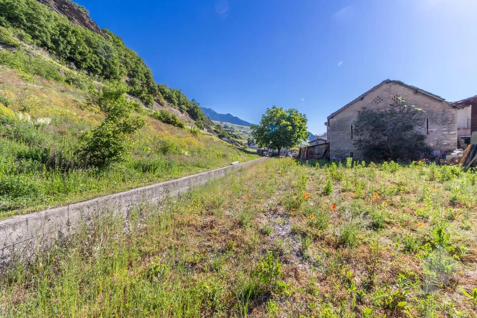 Opportunité rare de façonner un bout d'histoire au coeur du Valais