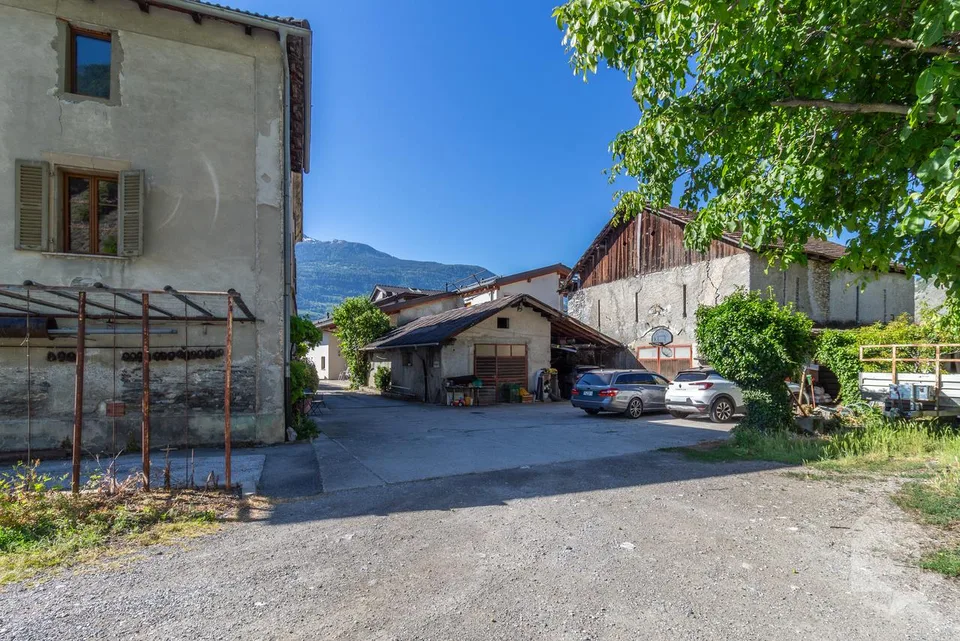 Opportunità rara di plasmare un pezzo di storia nel cuore del Vallese – foto 27 di 28