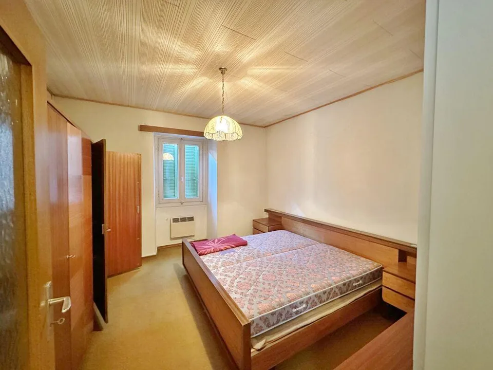 Interessantes Anwesen mit Kern, zwei Wohnungen, Rustico und privater Hof – Foto 8 von 13