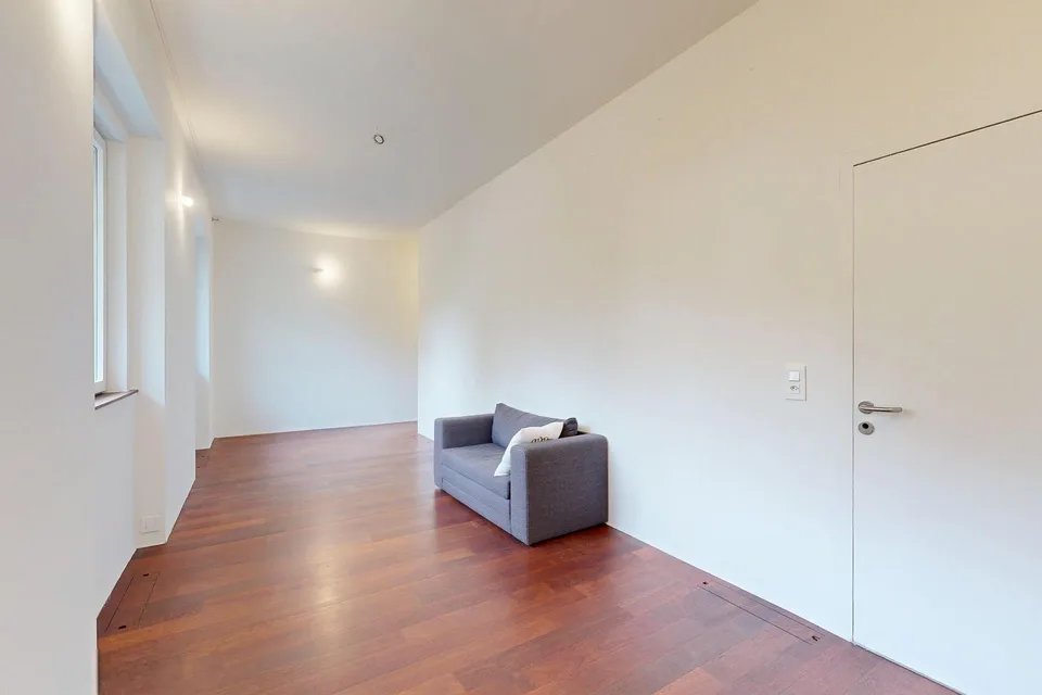 5.5-Zimmer Einfamilienhaus mit einzigartiger Dachterrasse – Foto 8 von 18