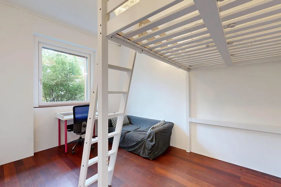 5.5-Zimmer Einfamilienhaus mit einzigartiger Dachterrasse – Foto 9 von 18