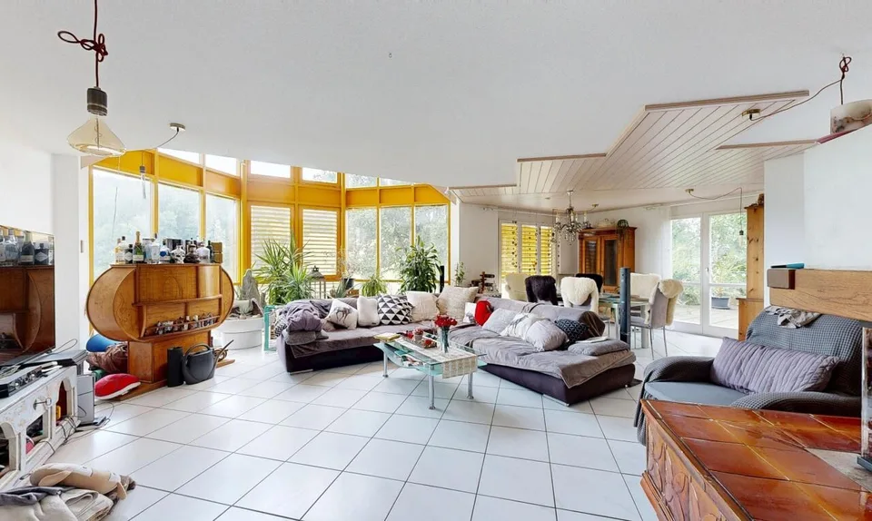 Casa plurigenerazionale con vista panoramica impareggiabile in posizione tranquilla