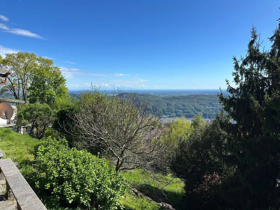 Sagno, Valle di Muggio: Haus mit ikonischer Aussicht und offenem En...