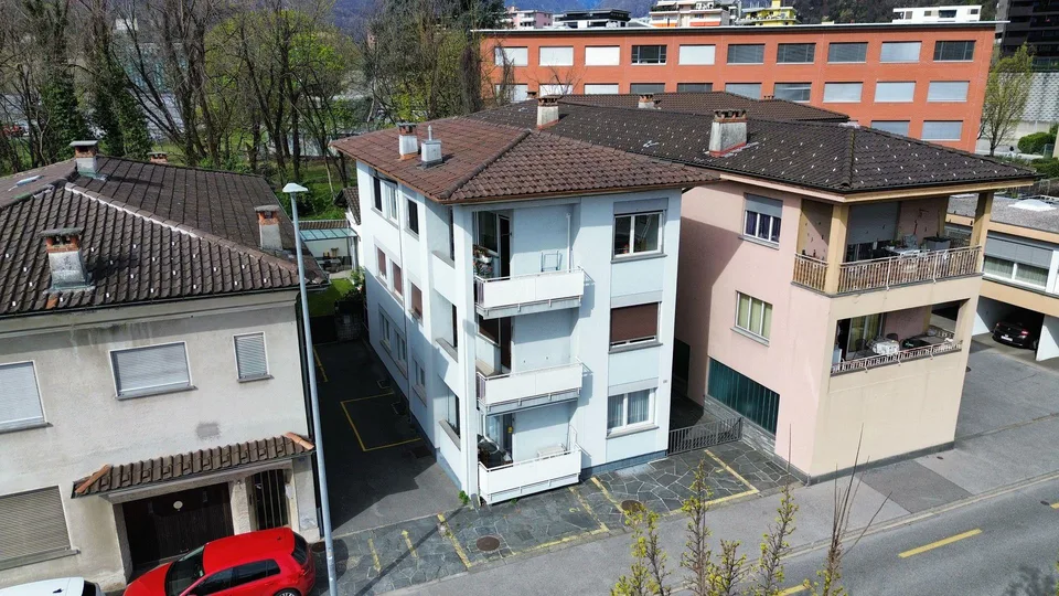 APPARTEMENT LUMINEUX EN ZONE CENTRALE – photo 8 sur 14