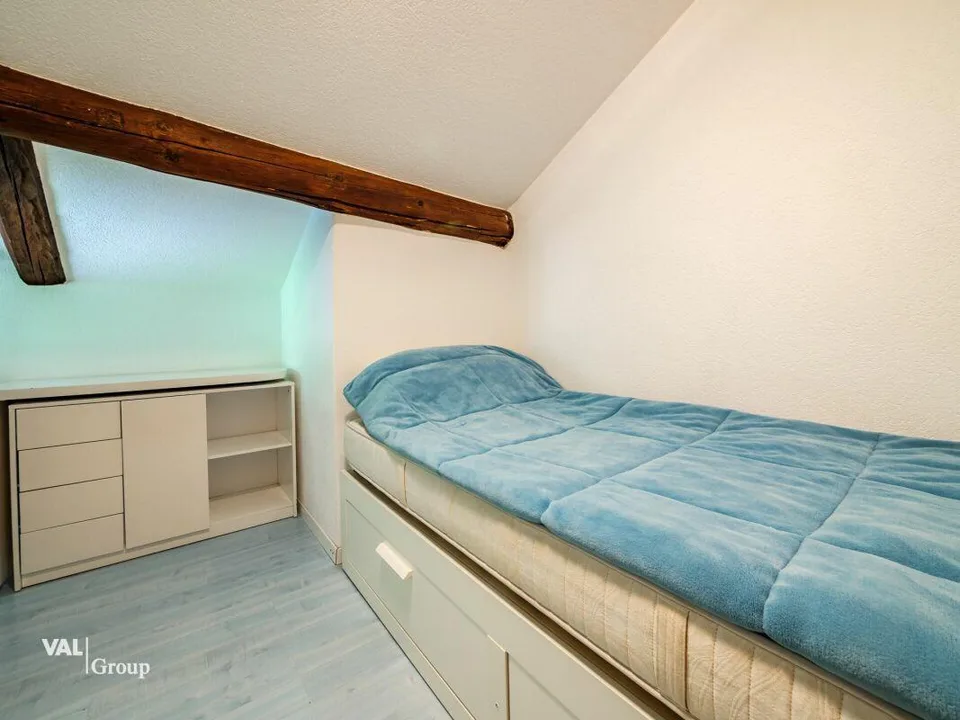Einzigartige Gelegenheit: Haus mit zwei unabhängigen Wohnungen (5,5 und 2,5 Zimmer)