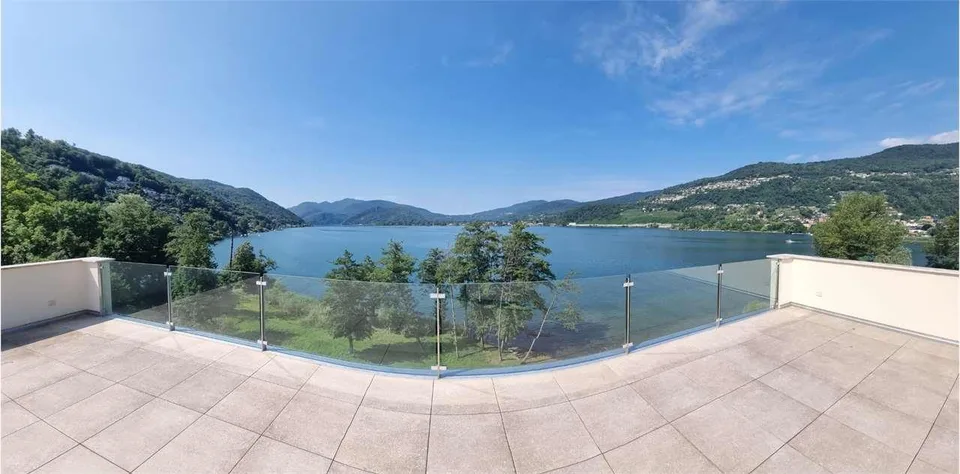 2269/B_Prestigiosi attici 5.5 loc vista lago