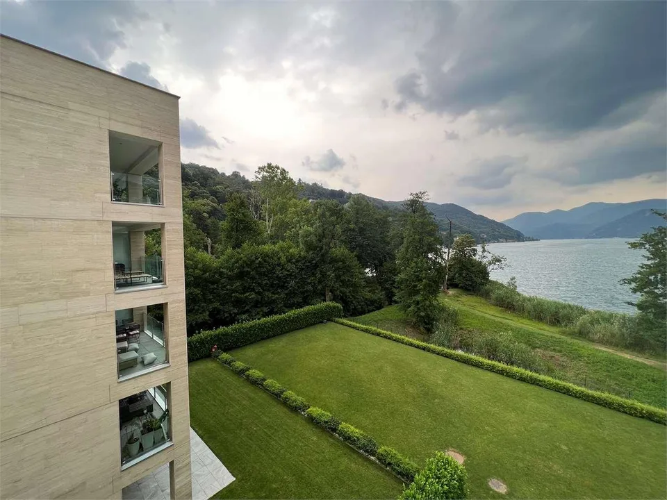 2269/B_Prestigioses Penthouse 5.5 Zimmer mit Seeblick