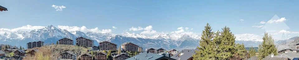 Splendido appartamento angolare di 4.5 locali, 101 m2, vicino alla zona sciistica