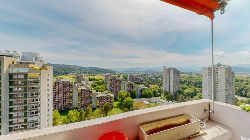 5½ Zimmer Wohnung mit Aussicht an familienfreundlicher Lage