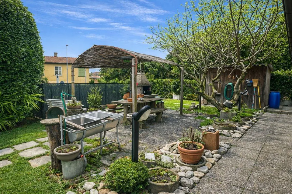 Einfamilienhaus mit Rustico, großem Garten und privatem Platz – Foto 24 von 25