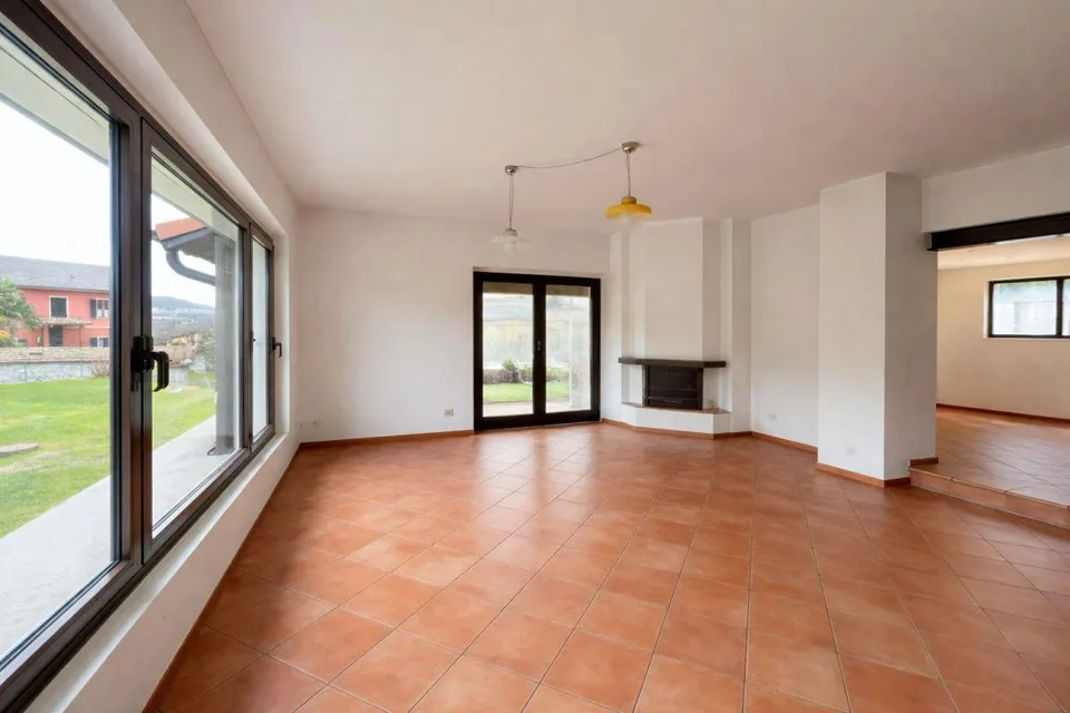 Einfamilienhaus mit Rustico, großem Garten und privatem Platz – Foto 7 von 25