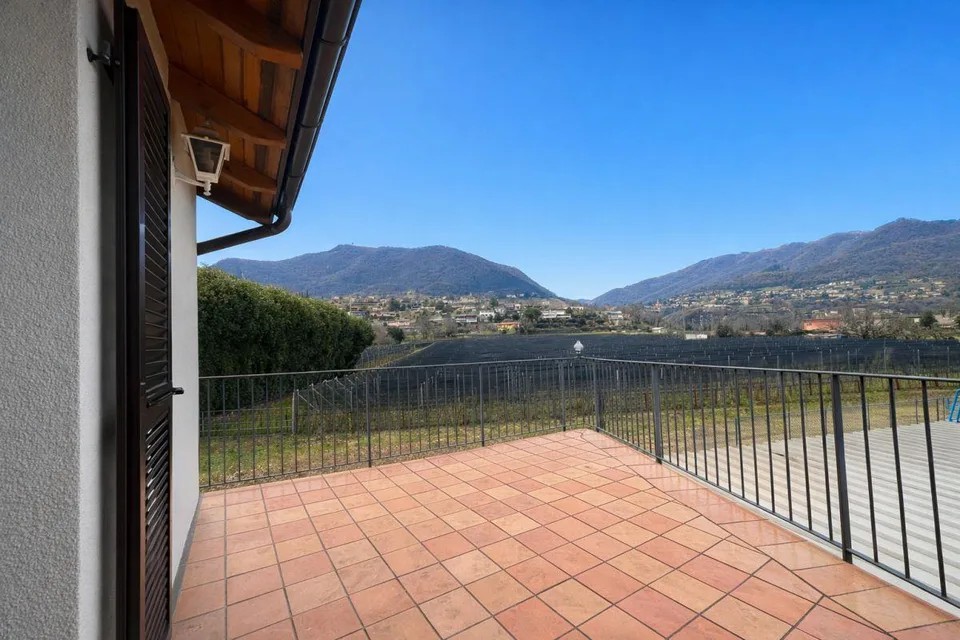 Einfamilienhaus mit Rustico, großem Garten und privatem Platz – Foto 15 von 25