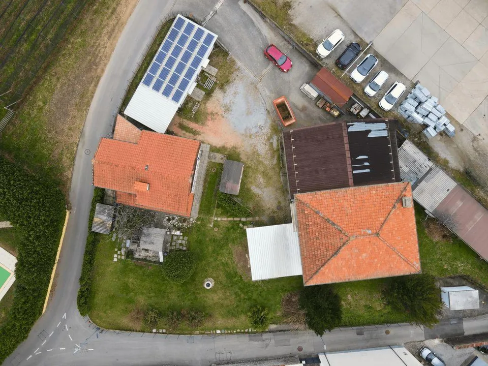 Einfamilienhaus mit Rustico, großem Garten und privatem Platz – Foto 6 von 25