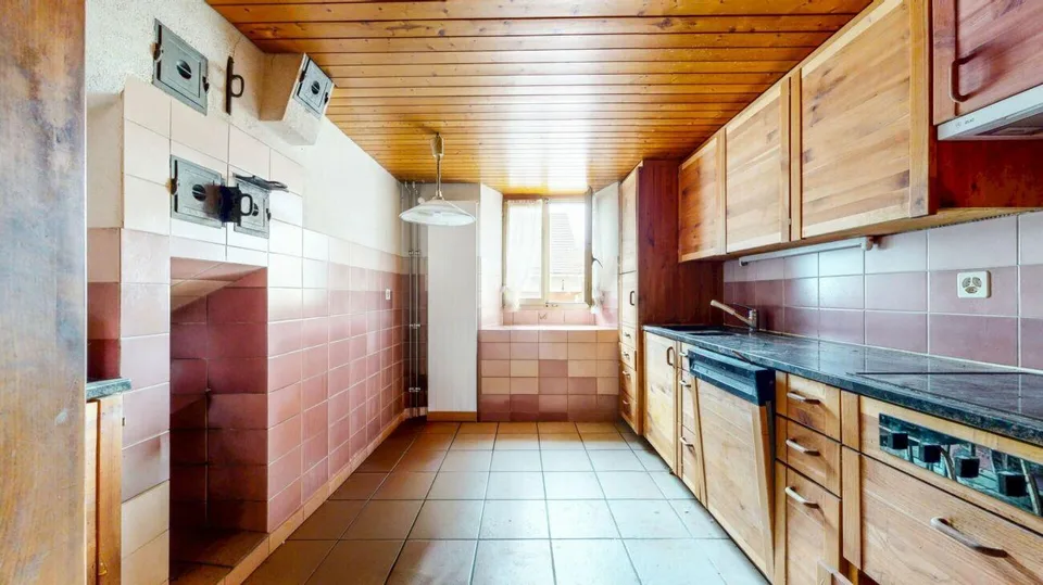 Haus mit viel Nutzfläche, Charme und Potenzial