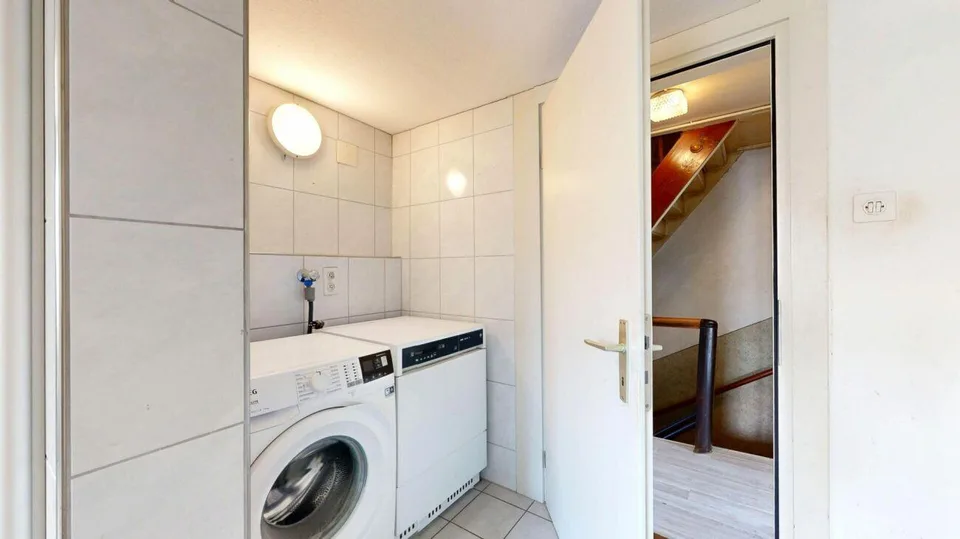 Maison avec beaucoup d'espace utilisable, de charme et de potentiel – photo 7 sur 19