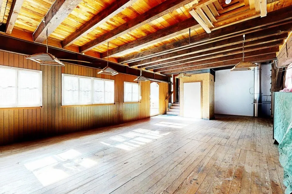 Maison avec beaucoup d'espace utilisable, de charme et de potentiel – photo 13 sur 19