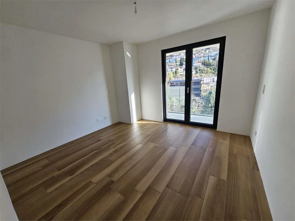 Vacallo, 4.5-Zimmer-Wohnung mit Terrasse – Foto 10 von 13