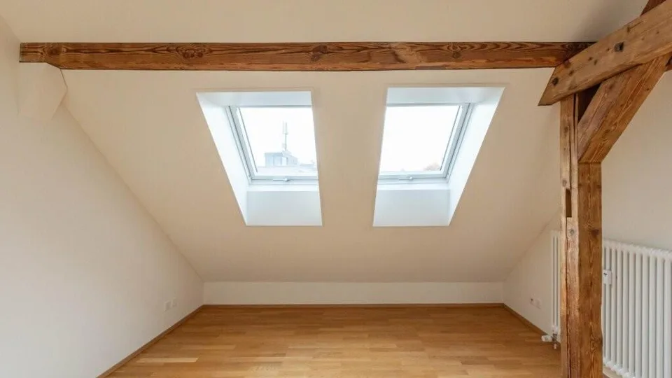 Stilvolle Altbauwohnung im Herzen von Kreis 6 – foto 10 di 12