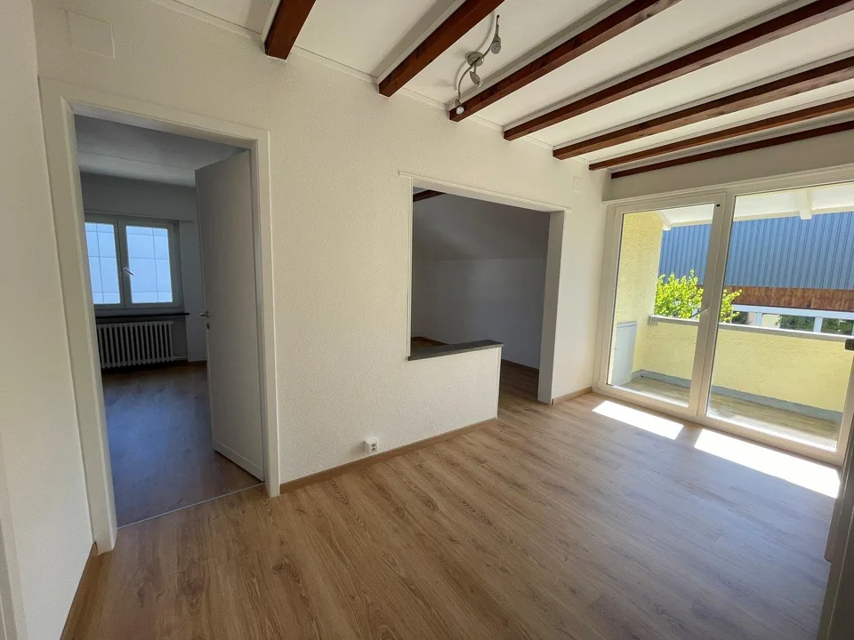Sunny, bright apartment in a quiet residential area