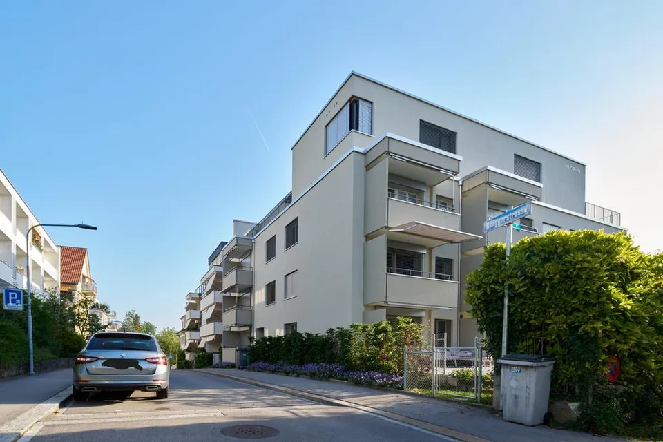 4.5-Zimmerwohnung im zentral gelegenen Wollishofen
