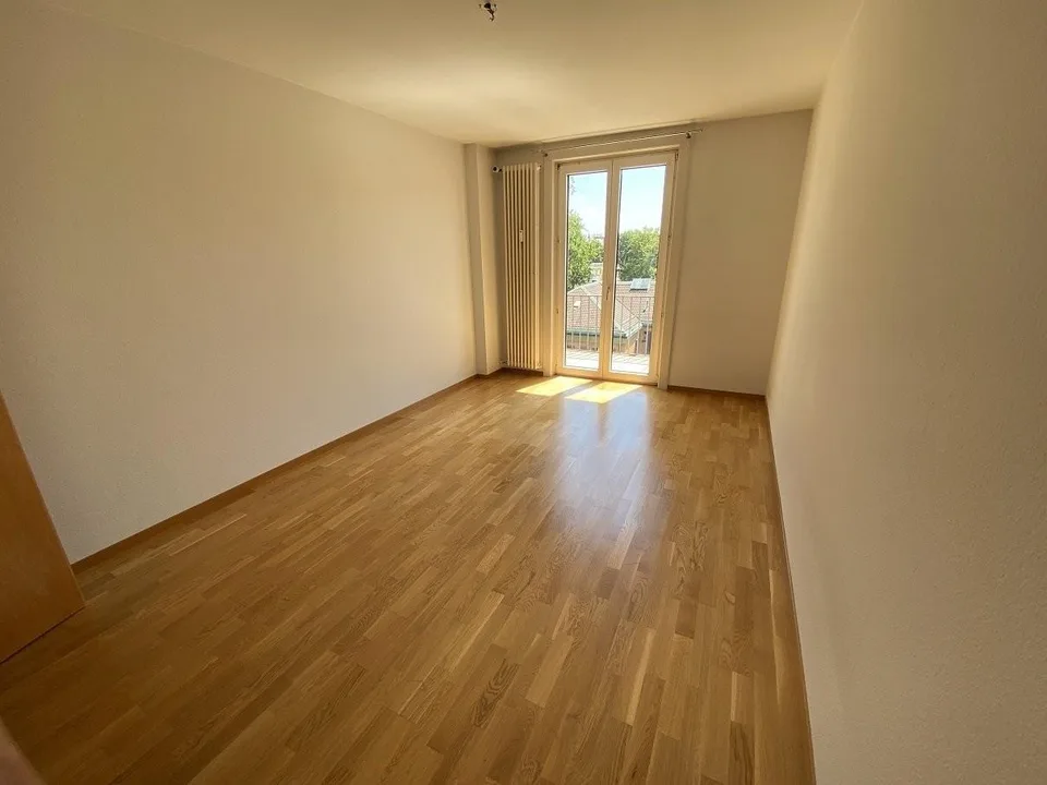 Ruhige 3-ZW à 60 m² im 1. OG mit Balkon