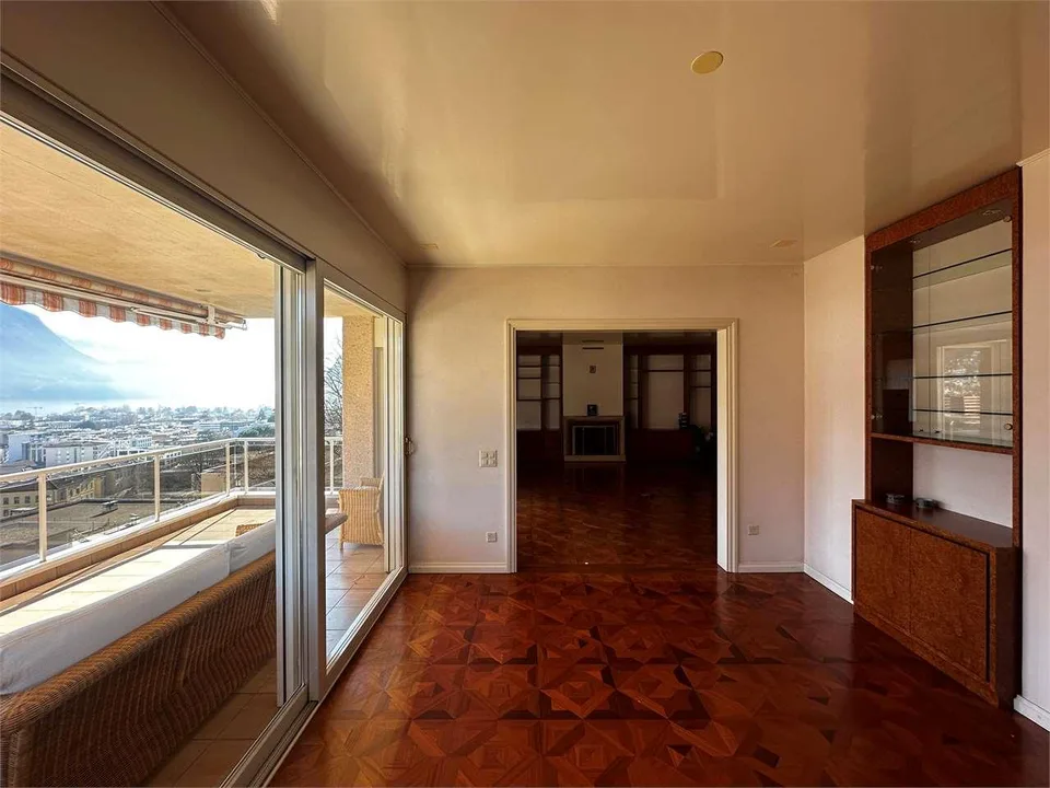 Rif.2645 Elegantes Wohnhaus von 400 m² mit Seeblick in Lugano