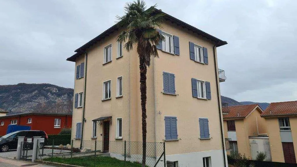 MENDRISIO RANCATE: 4.5 LOC. IN ZONA TRANQUILLA E SOLEGGIATA