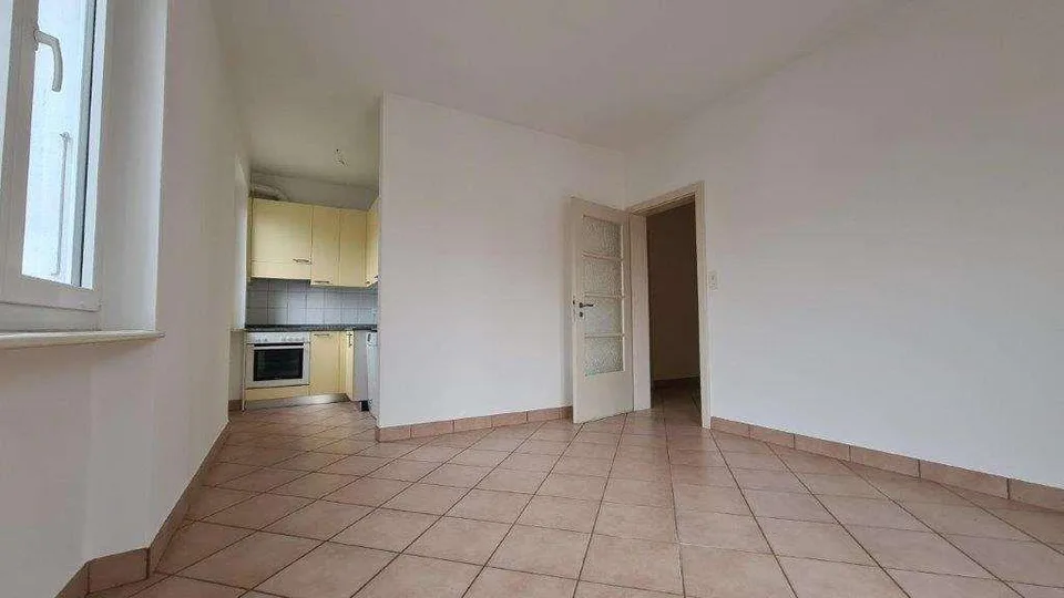MENDRISIO RANCATE: 4.5 pièces dans un quartier calme et ensoleillé