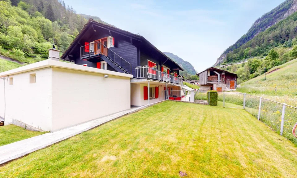 Renovated Apartment in Eisten