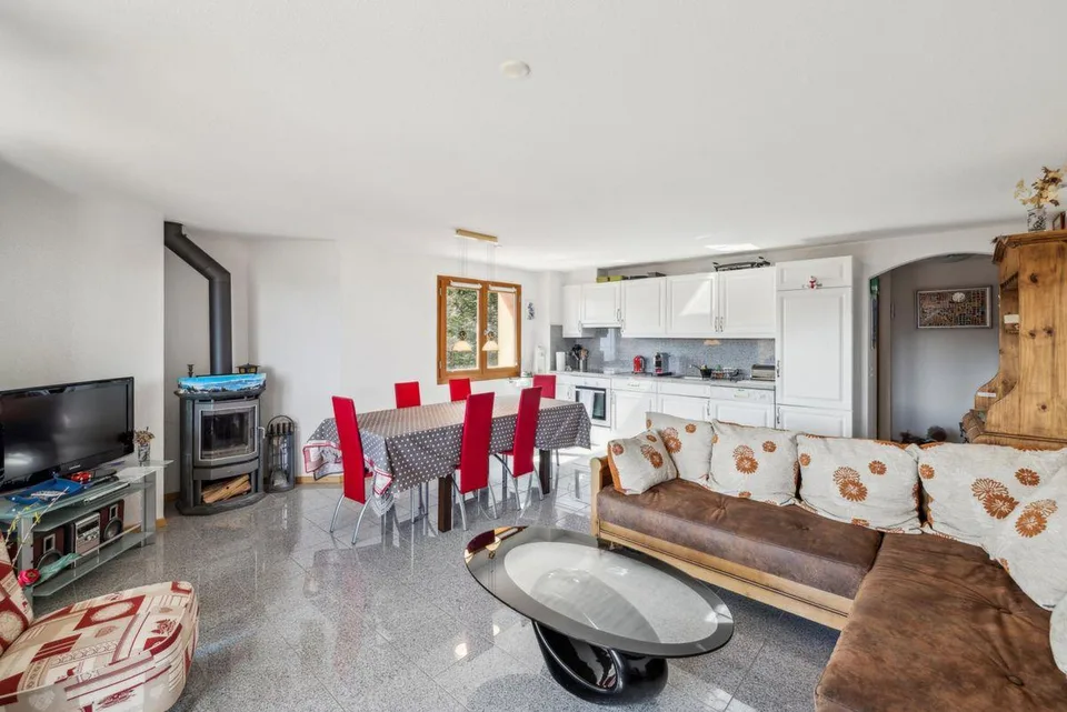 Appartement mit 5 Zimmern und Alpenblick