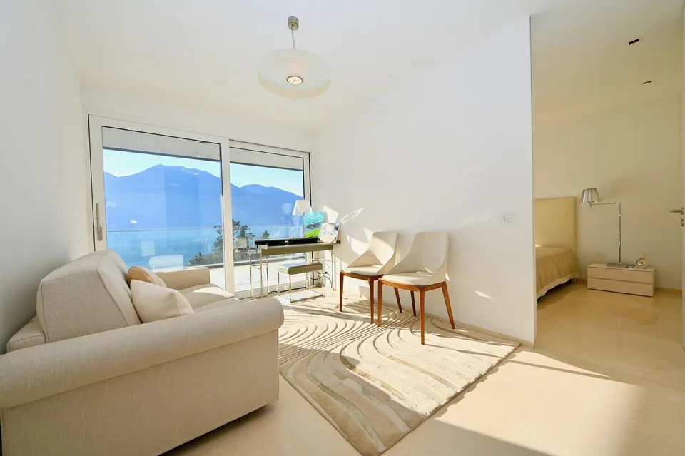 Casa di Vacanza: Attico Duplex di Design con Vista Lago Mozzafiato – photo 12 sur 20