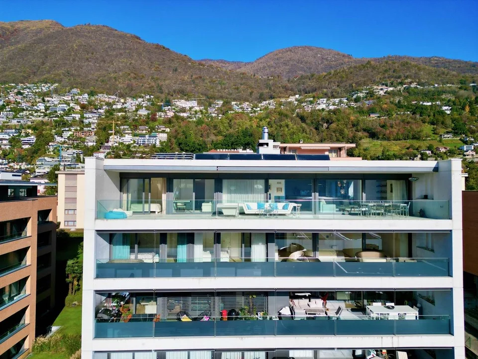Casa di Vacanza: Attico Duplex di Design con Vista Lago Mozzafiato – photo 7 sur 20