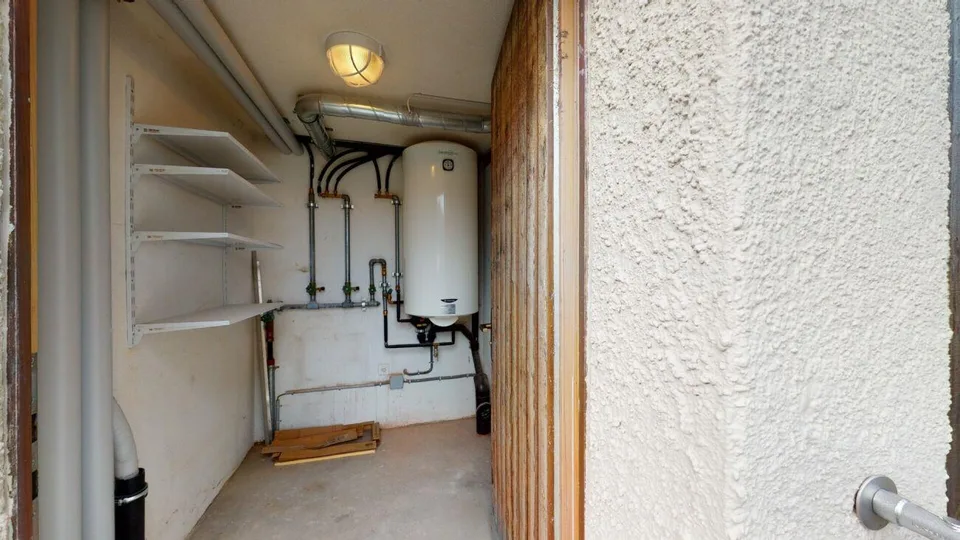 Charmantes 6.5-Zimmer-EFH mit Einliegerwohnung - attraktive Kapitalanlage oder spätere Eigennutzung – Foto 14 von 14