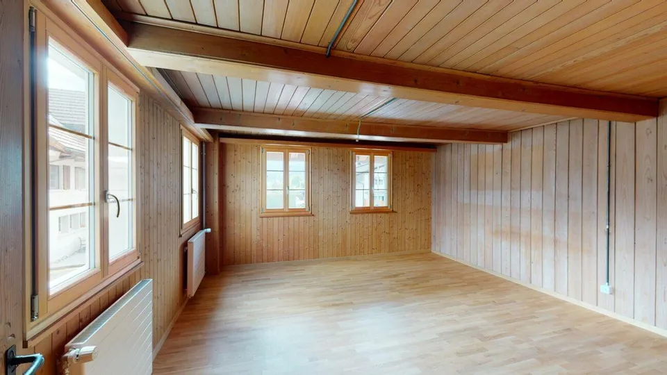 Charmantes 6.5-Zimmer-EFH mit Einliegerwohnung - attraktive Kapitalanlage oder spätere Eigennutzung – Foto 7 von 14