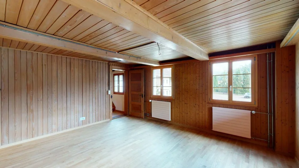Charmantes 6.5-Zimmer-EFH mit Einliegerwohnung - attraktive Kapitalanlage oder spätere Eigennutzung – Foto 6 von 14
