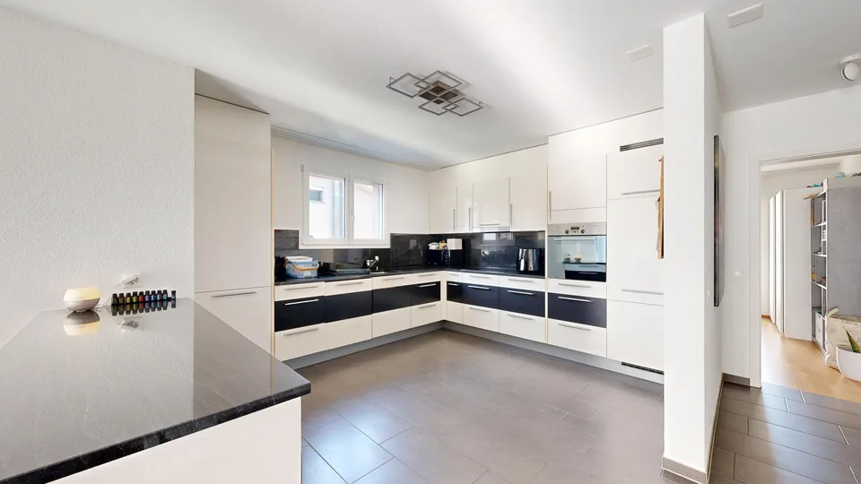 Appartamento di 4,5 locali con vista lago in vendita a Buchs