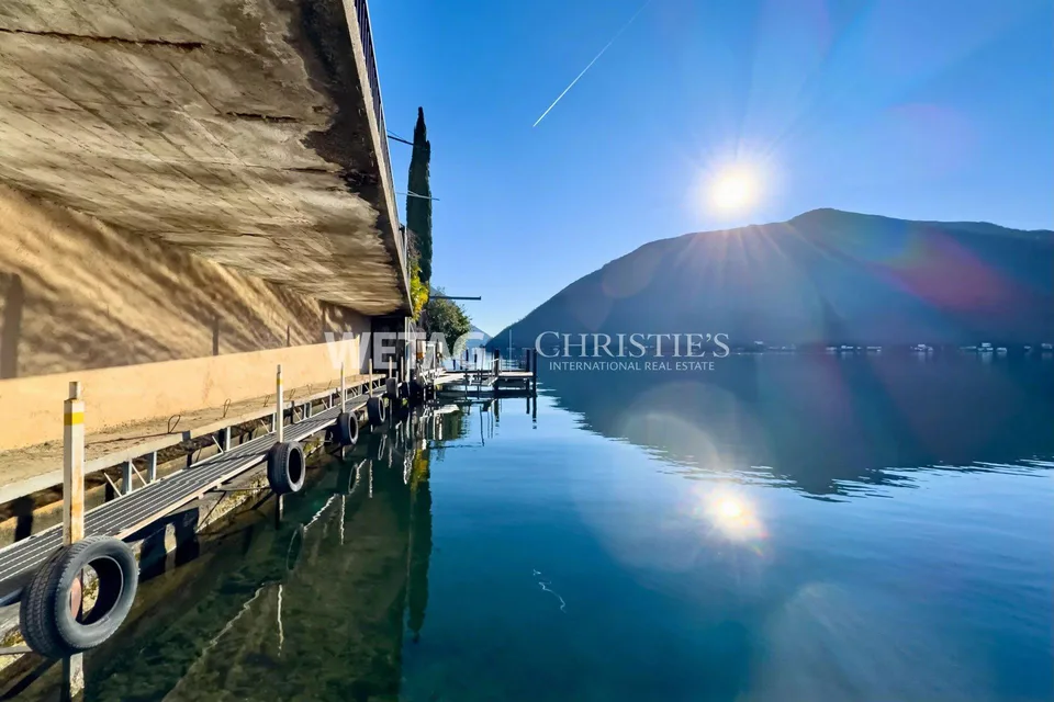 Villa esclusiva in vendita sul lungolago a Lugano-Bissone, con 2 posti barca coperti & 3 alla banchina, possibile come seconda casa – foto 6 di 13