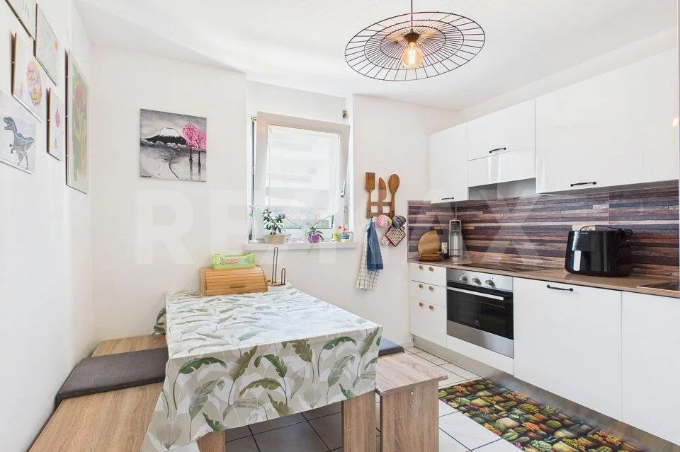 Appartamento di 4.5 locali con grande balcone