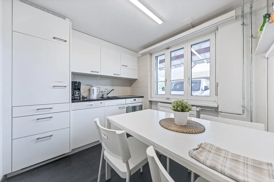 RISERVATO: Studio moderno con comfort