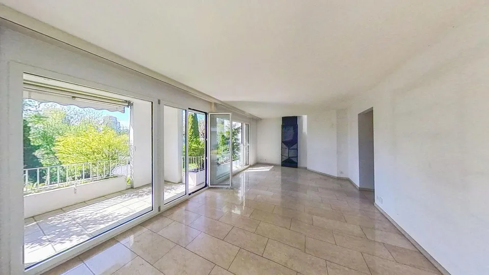 3½-Zimmer-Wohnung im 1. Obergeschoss mit Lift